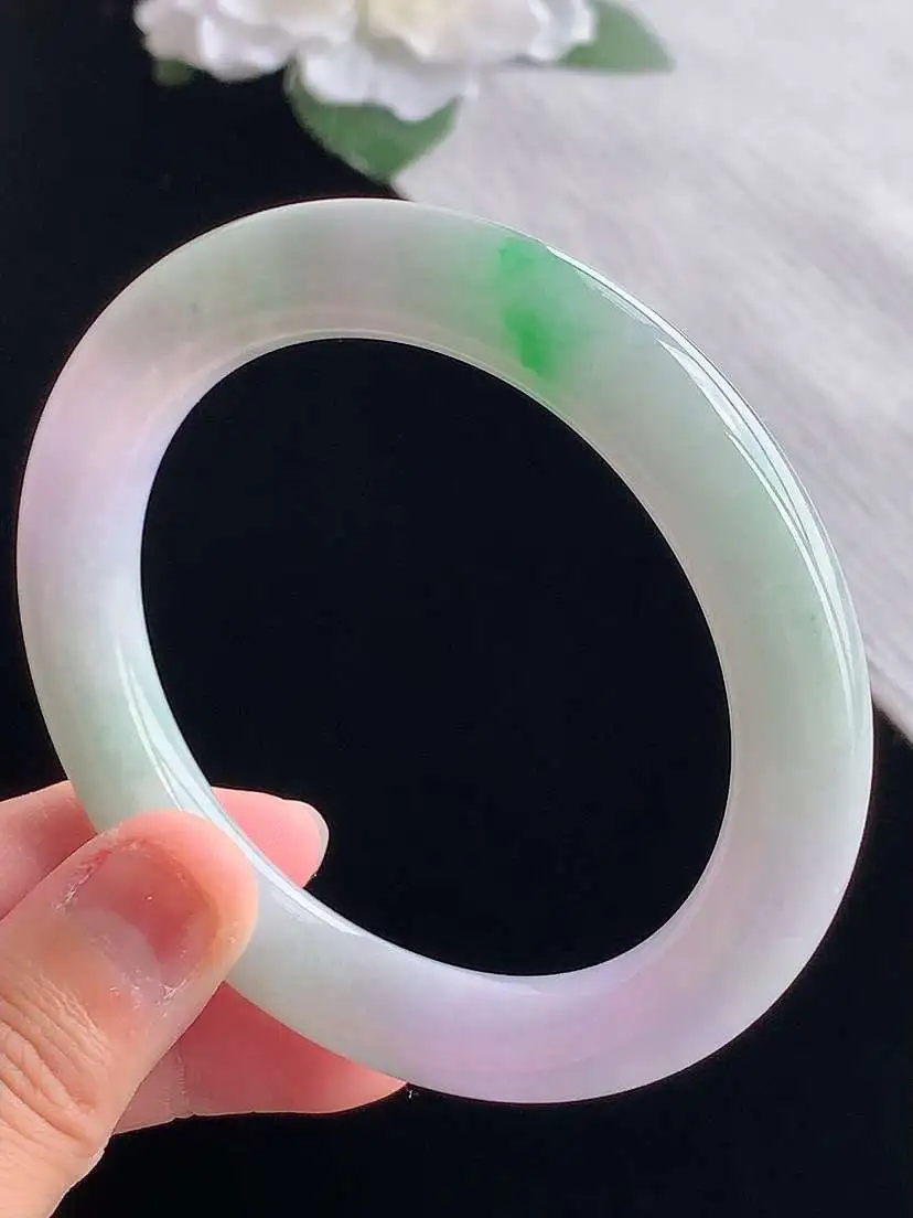 a货翡翠老坑冰种春带彩紫罗兰飘绿圆条手镯57-58圈口 尺寸57×10mm 重量58.67g 102