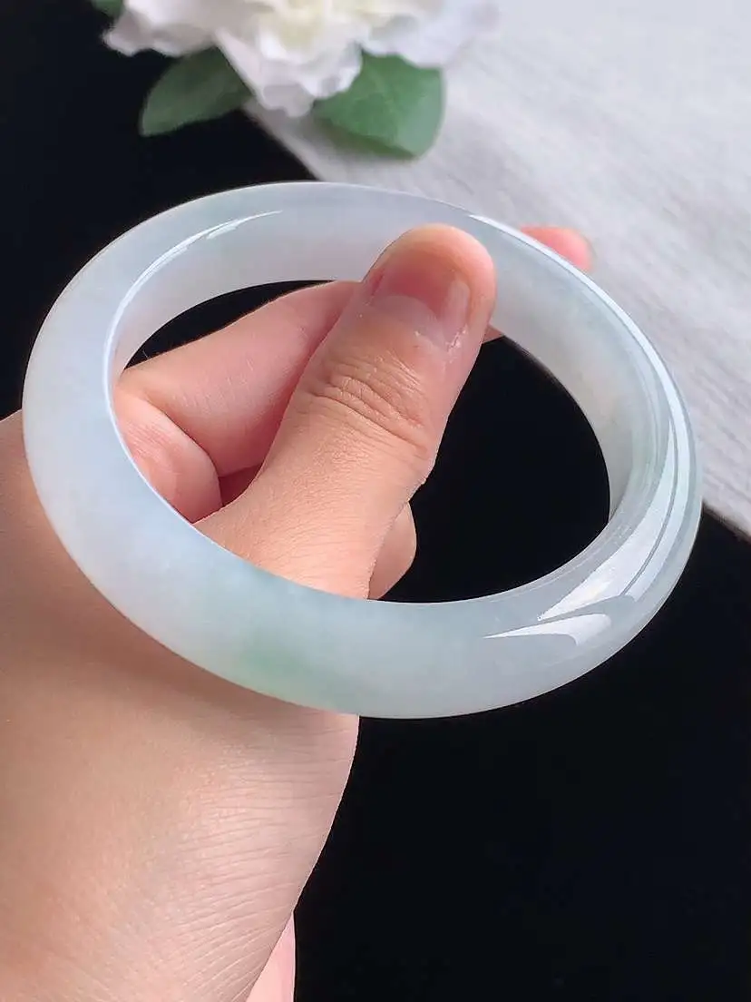 a货翡翠老坑冰种飘花厚装正装正圈手镯59-60大圈口 尺寸59.8×12×9.2mm 重量70.60g 1029