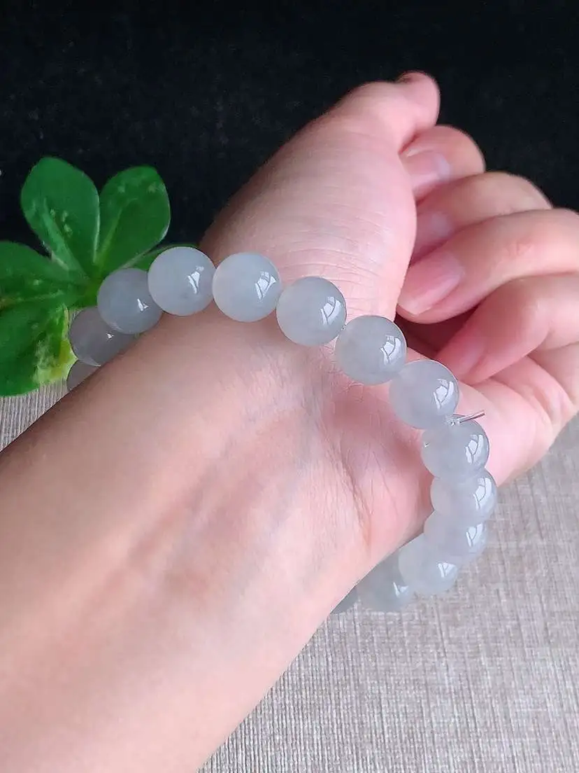a货翡翠老坑冰种白月光圆珠佛珠手串19颗  尺寸10mm 重量33.93g 1029