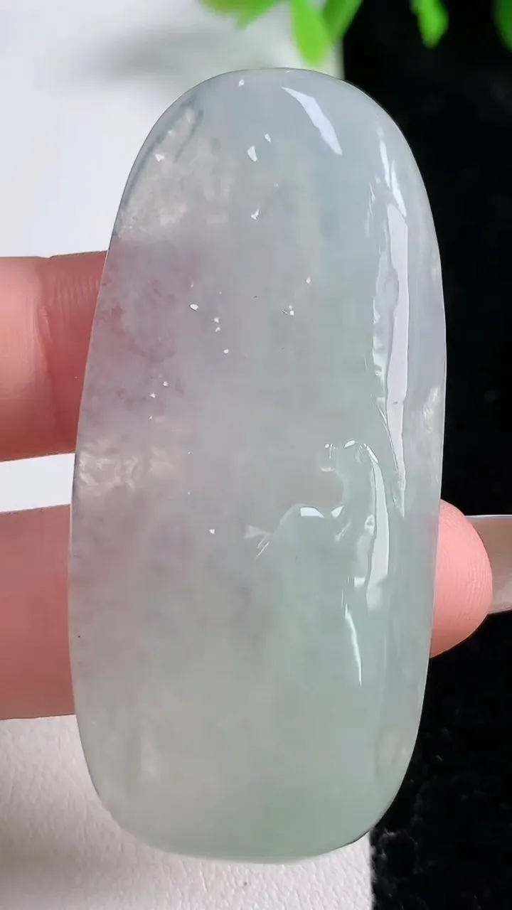 天然A货翡翠悟道吊坠，尺寸57.8-26.2-8，重量:24.21g
10月30日