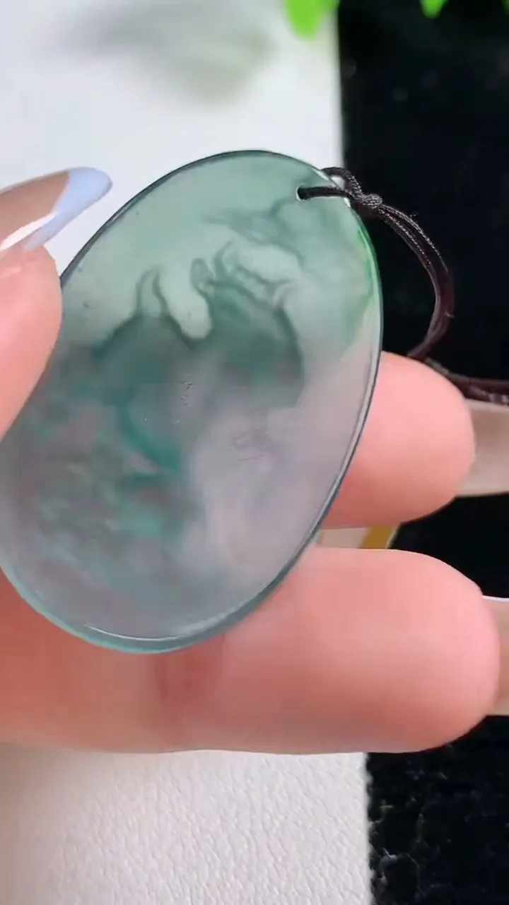 天然A货翡翠蓝水生肖羊吊坠，尺寸38.5-24.7-3.3，重量:6.26g
10月31日