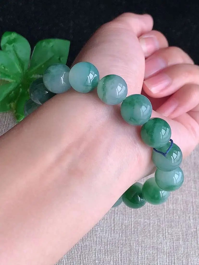 a货翡翠老坑冰种飘花圆珠佛珠手串16颗  尺寸12.8mm 重量57.16g 1030