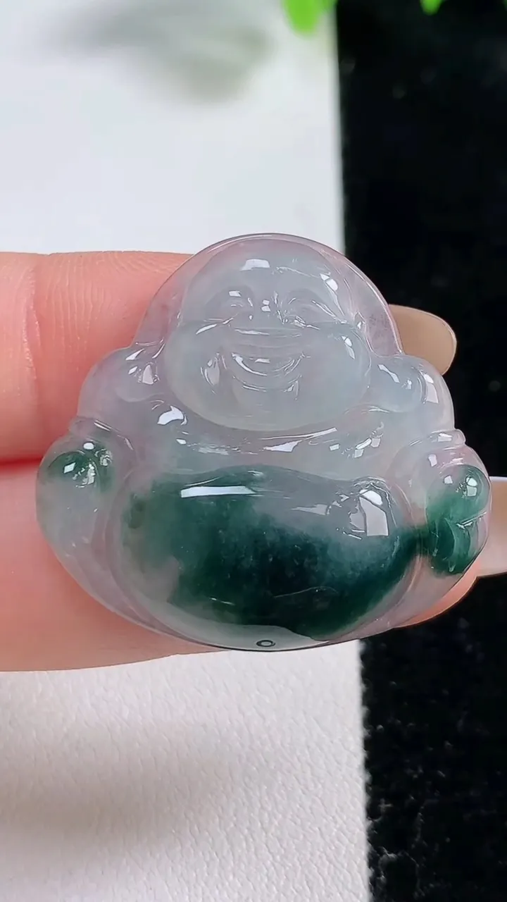 天然A货翡翠冰种飘花佛公吊坠，尺寸29.5-32.2-5.5，重量:7.11g
10月31日