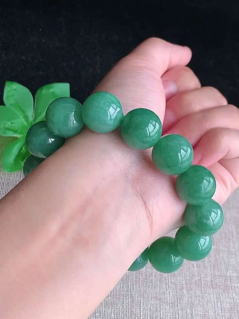 a货翡翠老坑冰种满绿圆珠佛珠手串14颗  尺寸15.3mm 重量91.12g 1031