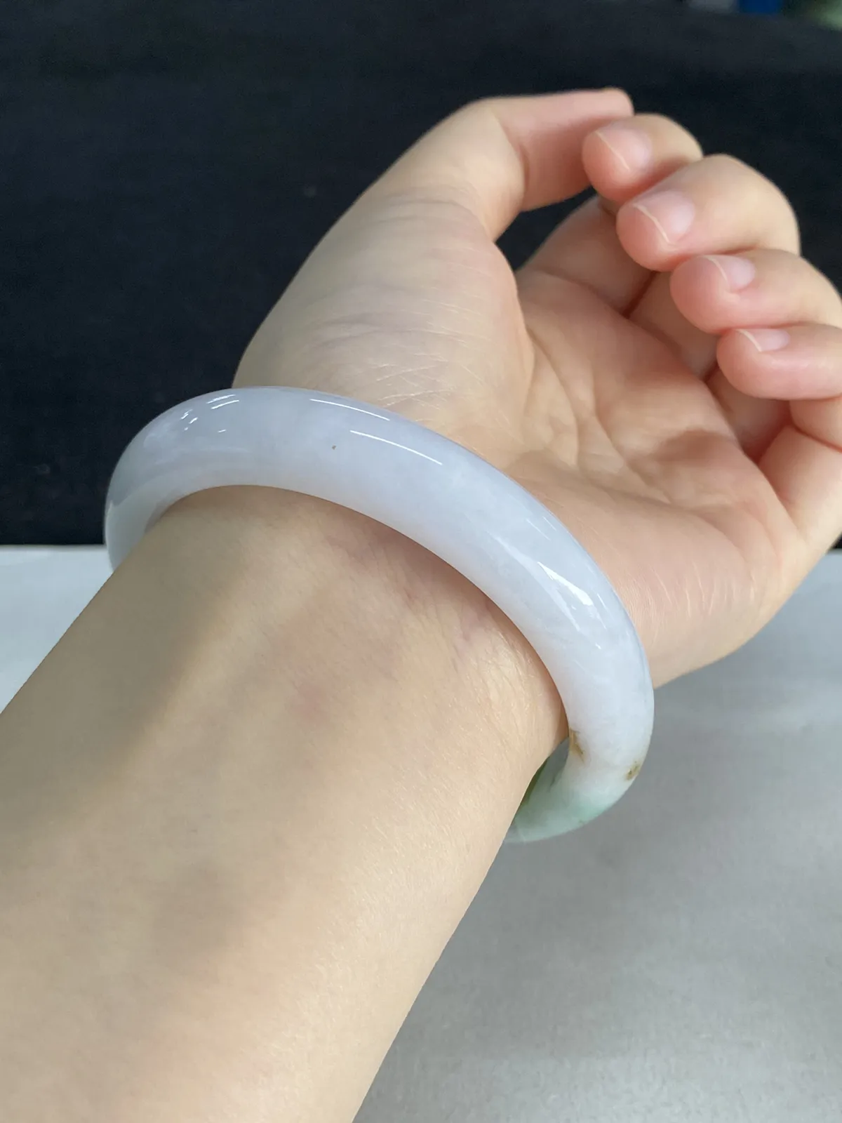 正圈57圈口，翡翠手镯