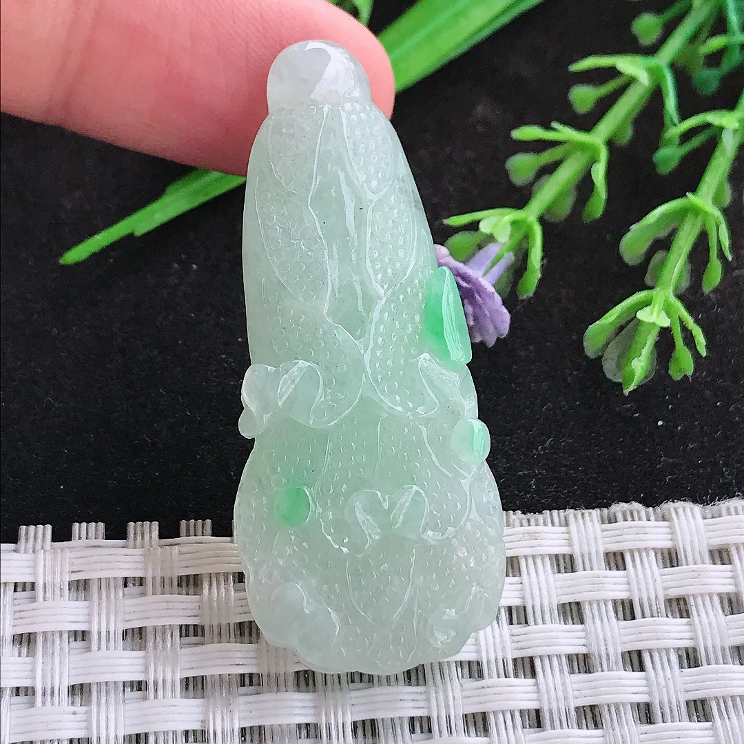 自然光47/20/9老坑秀气冰润冰晴白菜吊坠翡翠玉坠挂件