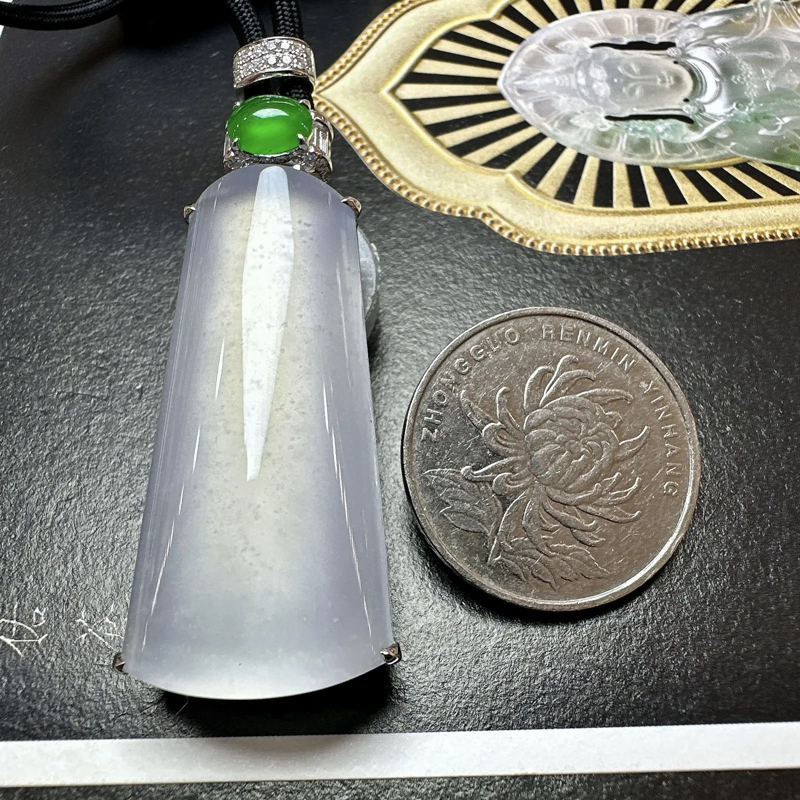 【冰种无事柱】老坑雪花棉，精品，种水上乘，通透闪亮，晶莹剔透。18K金钻镶嵌，裸石尺寸39.9*20.4*6.3毫米