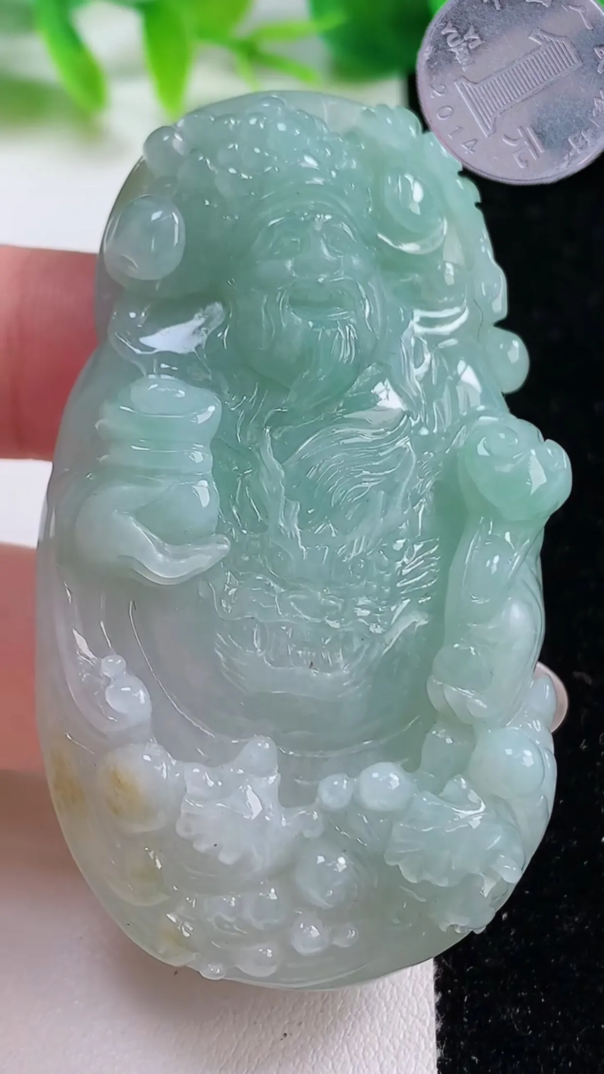 缅甸天然翡翠a货 老坑料起胶冰种 满绿双彩黄加绿财神爷吊坠，尺寸61.8-35.4-11.3mm  y  46.03