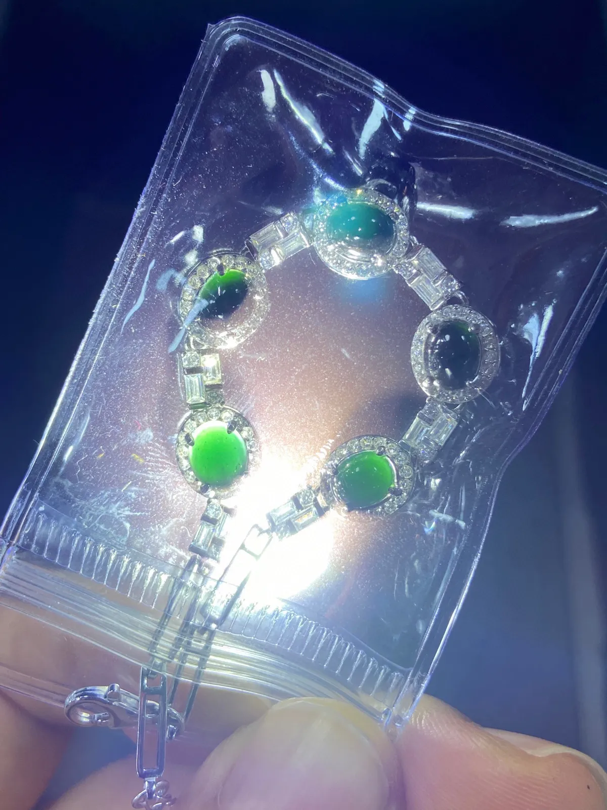 【墨翠手链】
 s925银镶嵌 黑度油黑 灯打通透 品相饱满大气 尺寸5.9