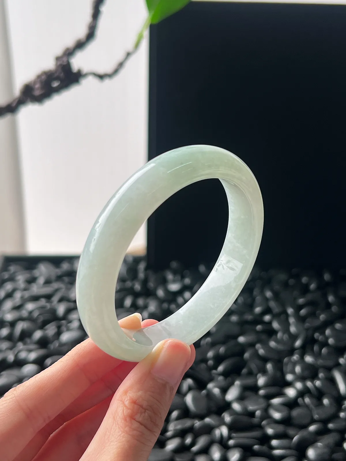 正圈55.2翡翠冰糯种飘绿手镯，带镯心