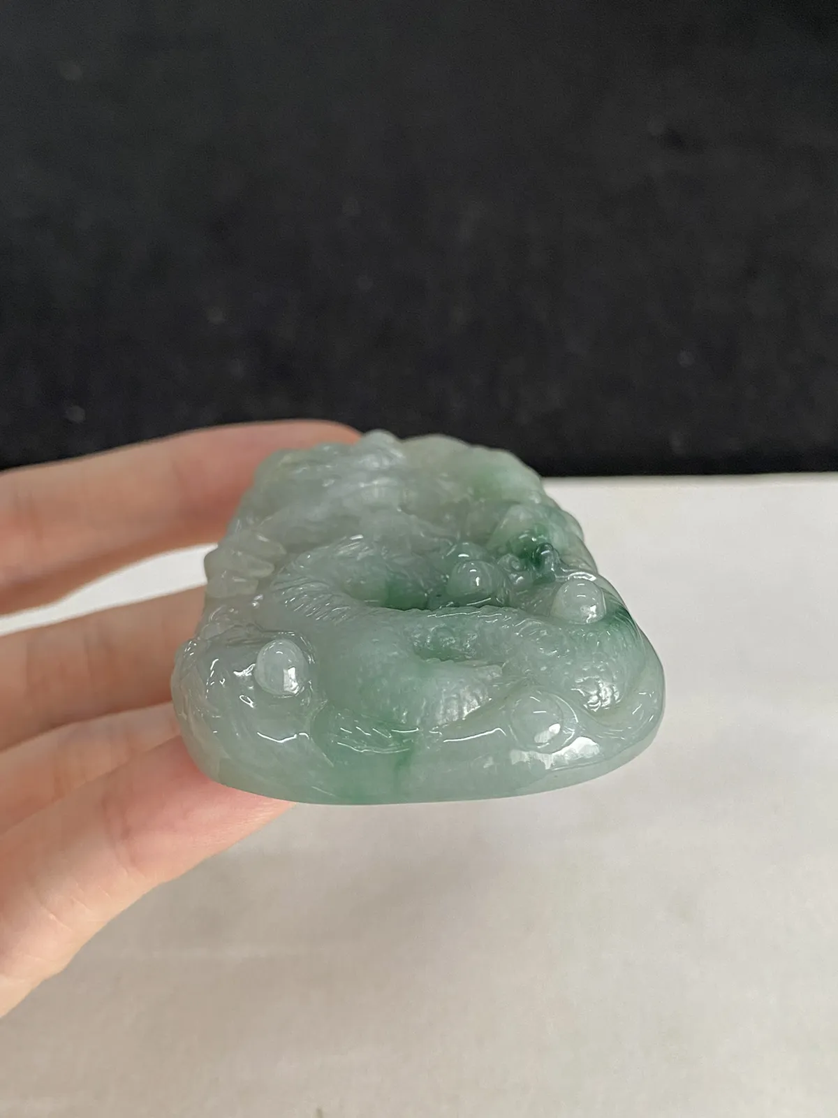 翡翠龙牌挂件