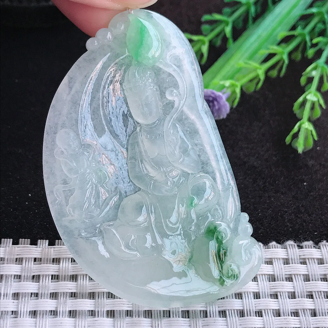 自然光66/40.8/7.2老坑冰透果冻飘绿赐福挂件翡翠玉自在观音吊坠