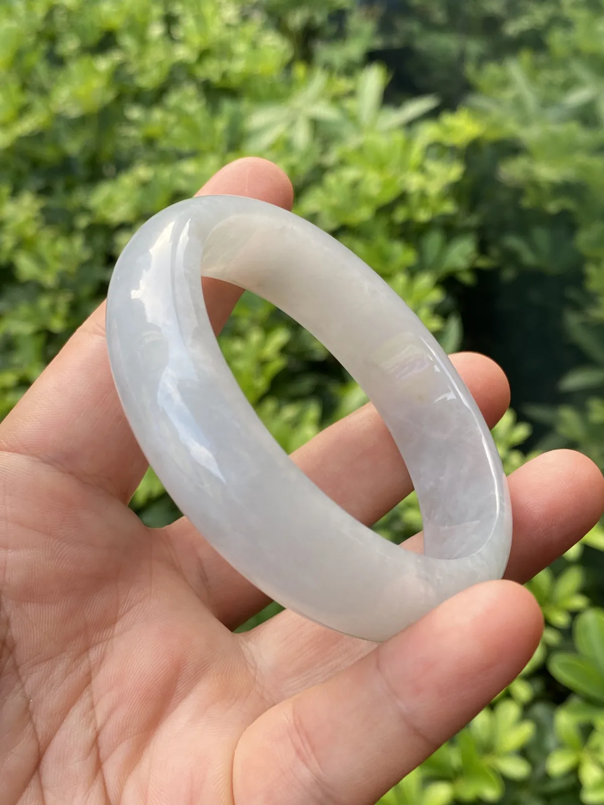 推荐【58.8圈冰糯白月光镯】58.8*16*7.6，水润冰透，细腻，种水好，无裂，天然石纹，性价比超高～～