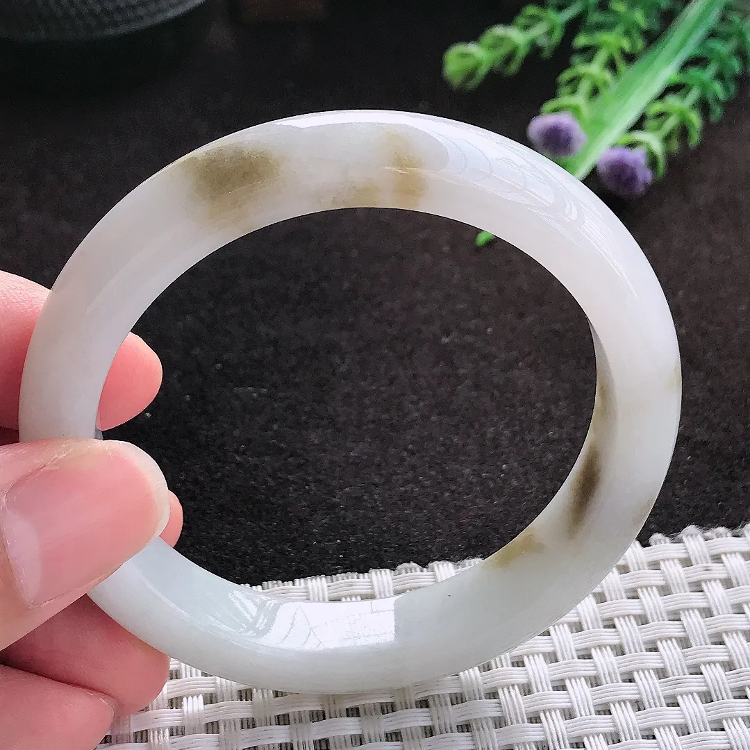 自然光55/11.6/8.3老坑冰润水灵飘黄翡手镯宽边翡翠玉镯美人镯