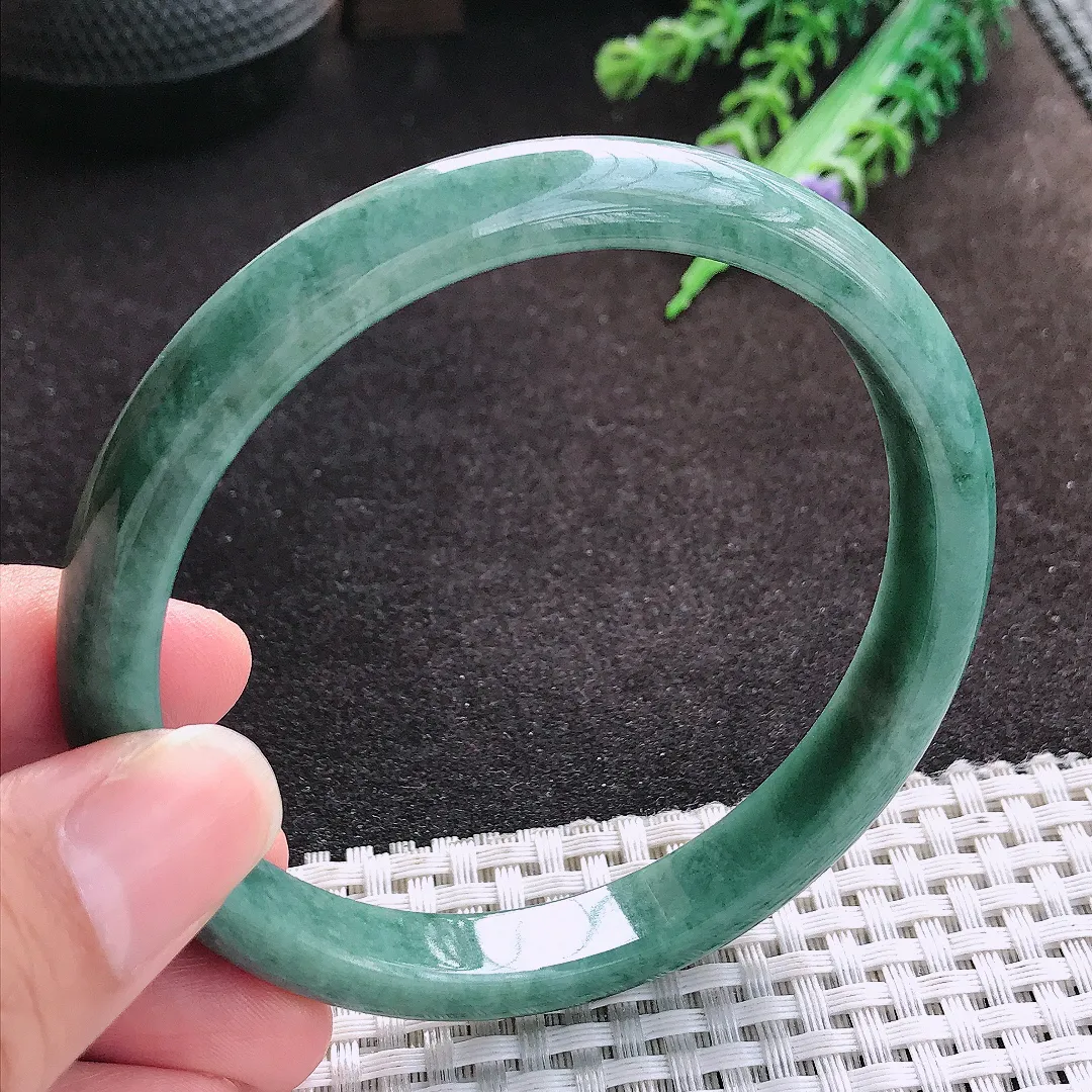 自然光64/9.8/7老坑秀气温润满色大圈口手镯宽边翡翠玉镯美人镯