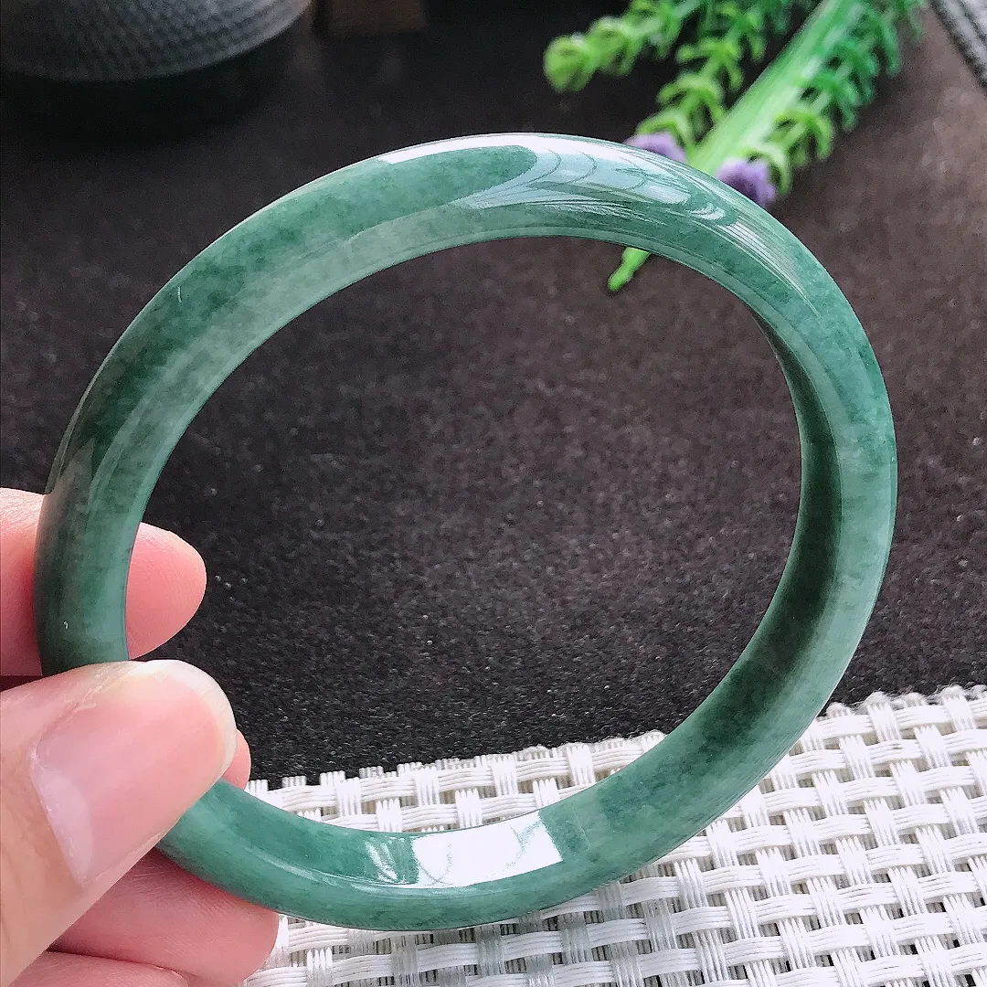 自然光64/9.8/7老坑秀气温润满色大圈口手镯宽边翡翠玉镯美人镯