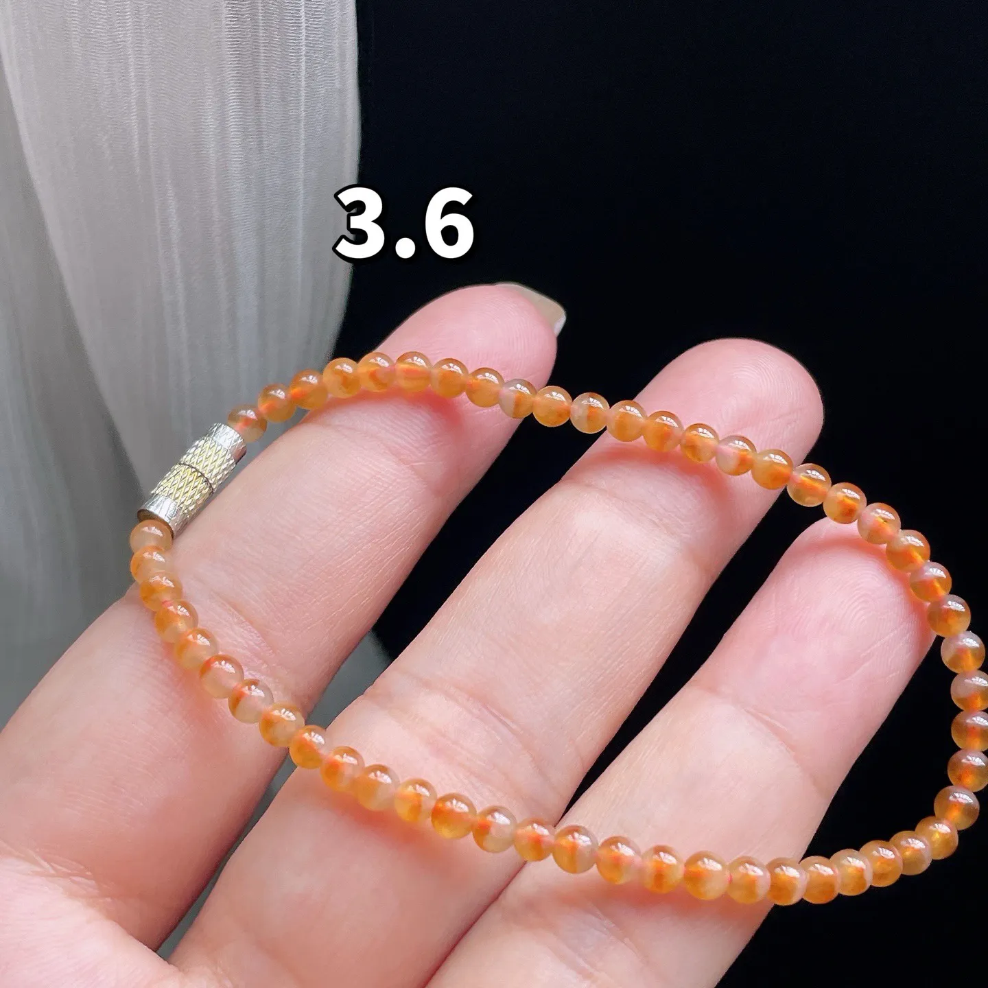 红翡·珠串

裸3.6