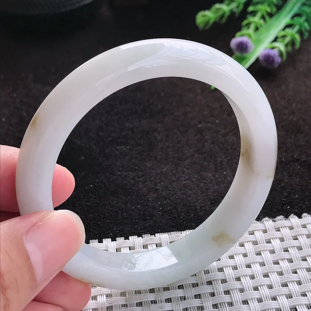 自然光55/11.2/8.3老坑冰润水灵飘黄翡手镯宽边翡翠玉镯美人镯
