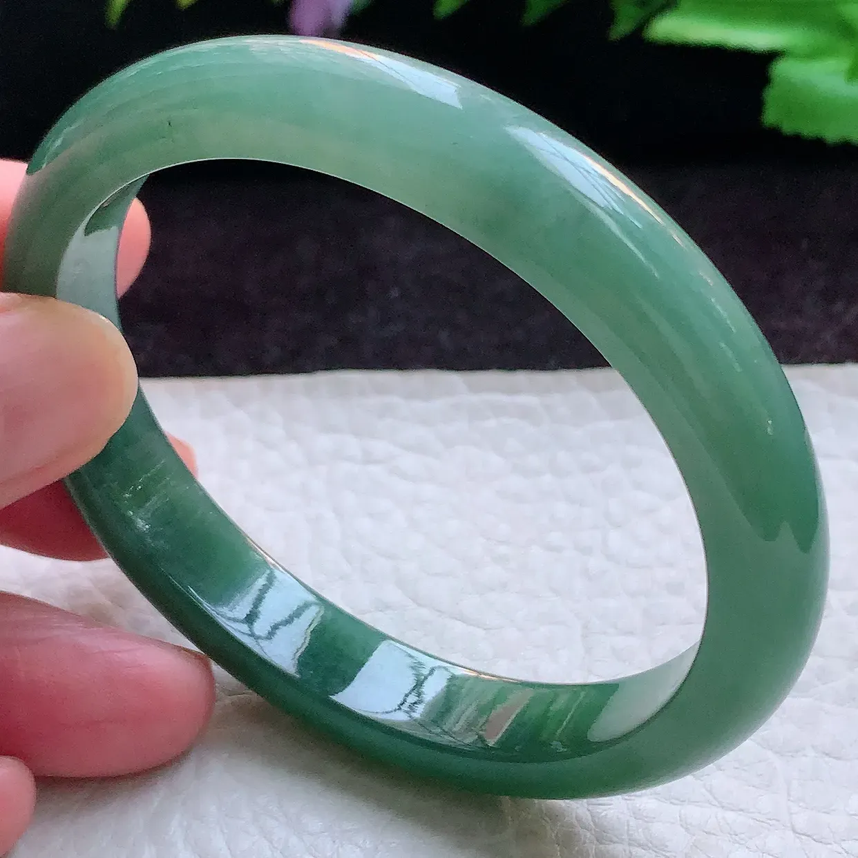 js实拍57*51*10.3*7.2贵妃镯 缅甸翡翠A货冰油宽边玉手镯玉手环
