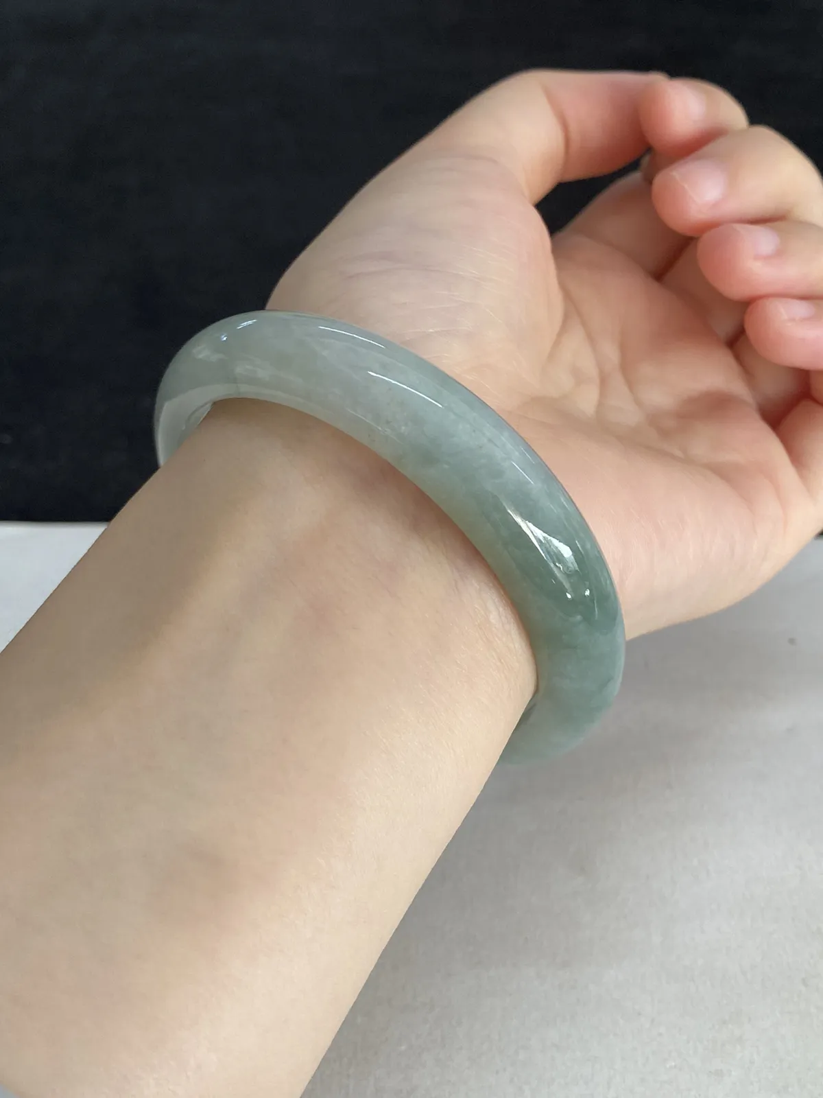 正圈57.2圈口，翡翠手镯