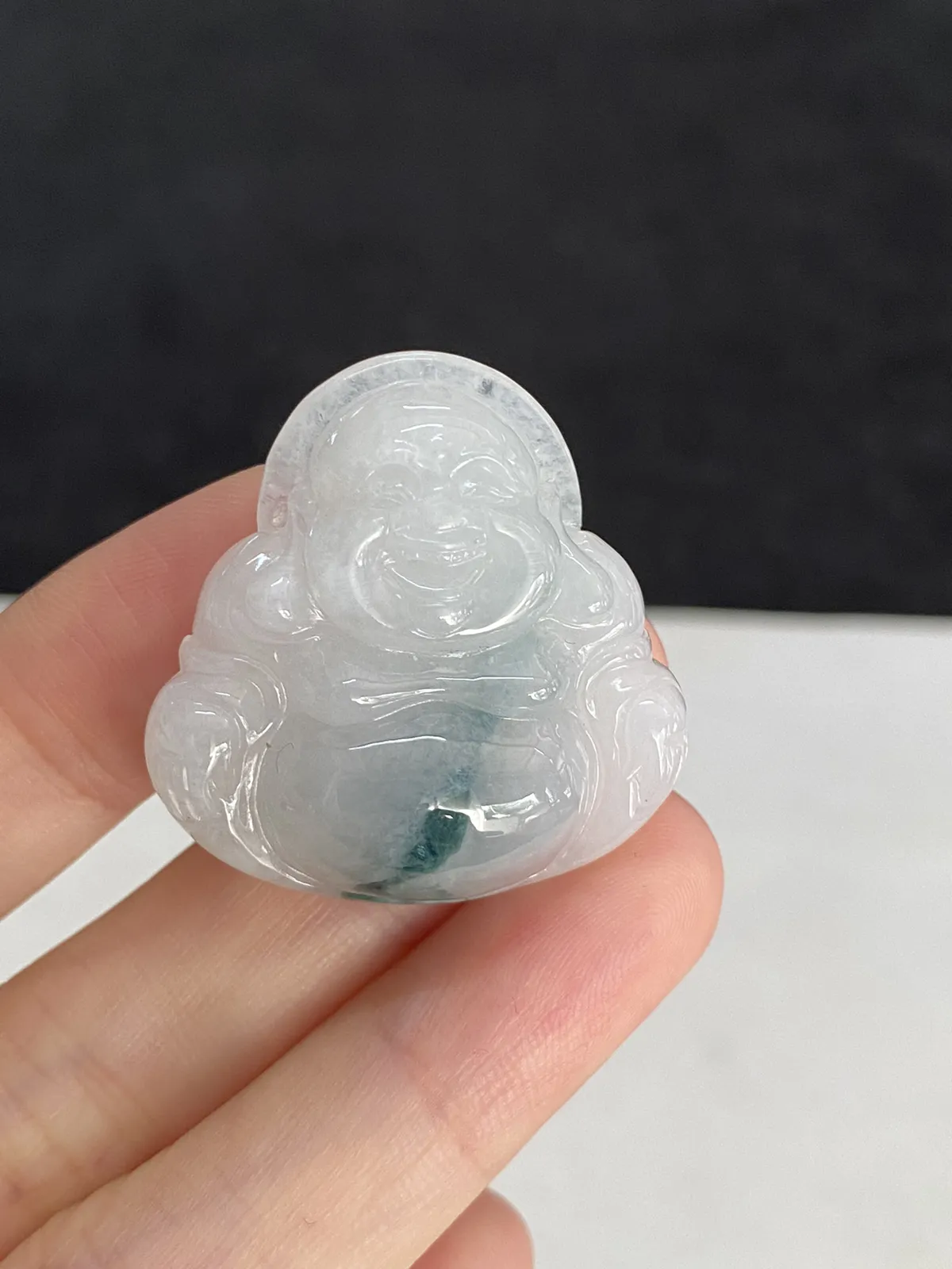 翡翠糯化种飘花佛公吊坠