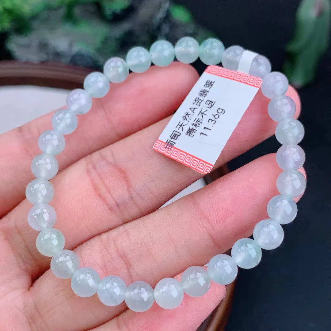 缅甸天然翡翠A货 老坑料起胶冰种 圆珠手串 手链  
尺寸6mm  y 11.36