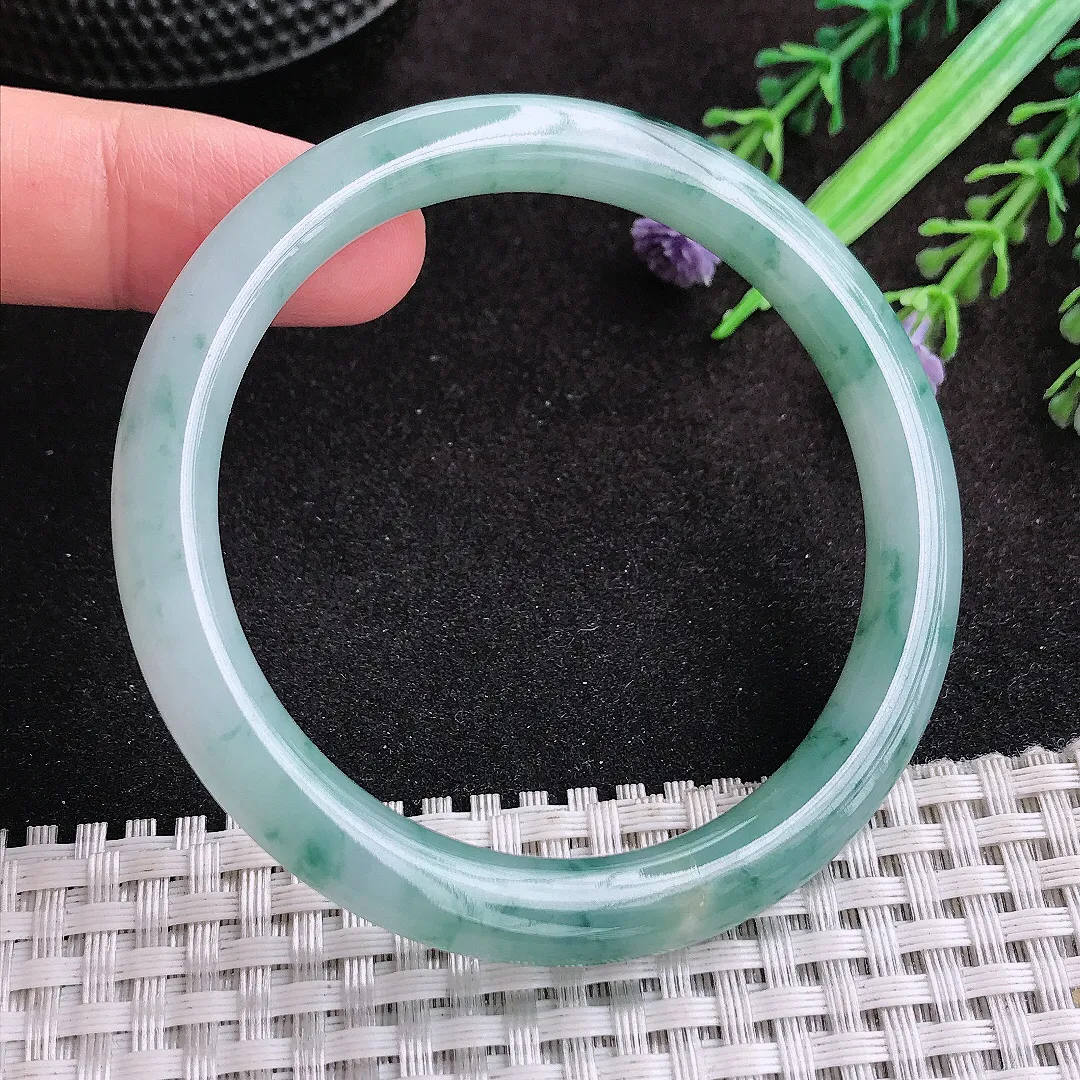 自然光54.5/7.4/7.9老坑精美飘花圆条手镯玉镯子美人镯手环