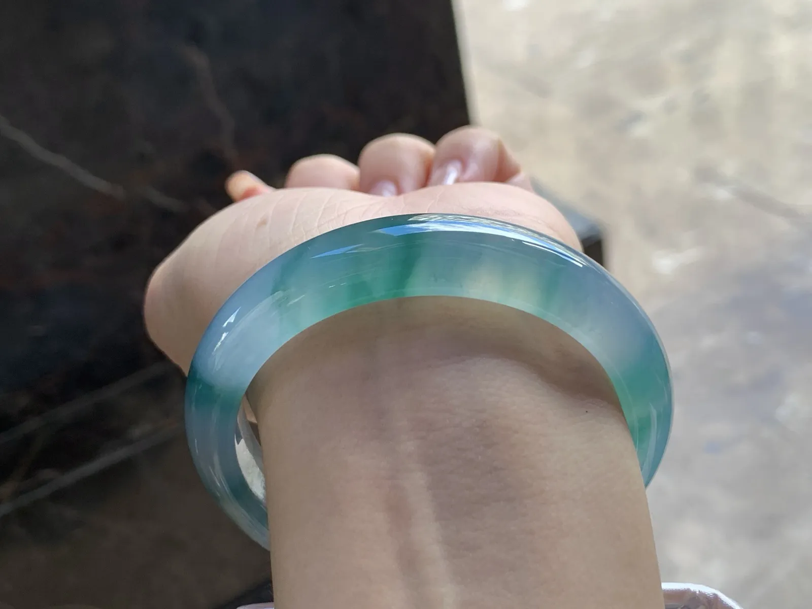 57-12.4-8.3

冰种飘花手镯^_^
种老水足