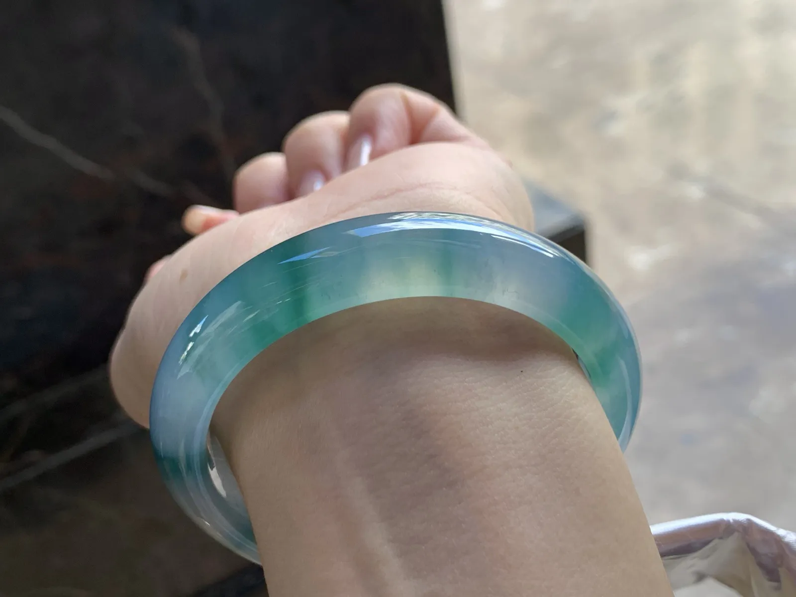 57-12.4-8.3

冰种飘花手镯^_^
种老水足