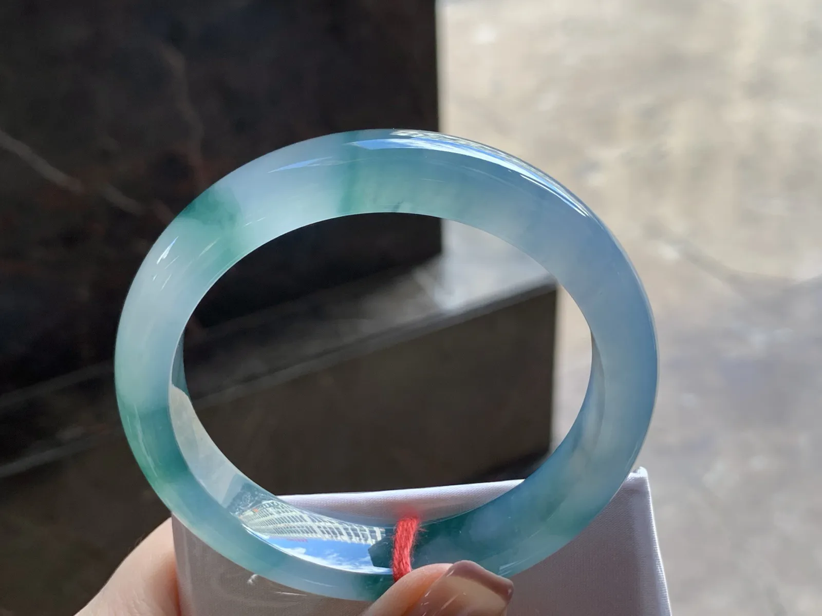 57-12.4-8.3

冰种飘花手镯^_^
种老水足