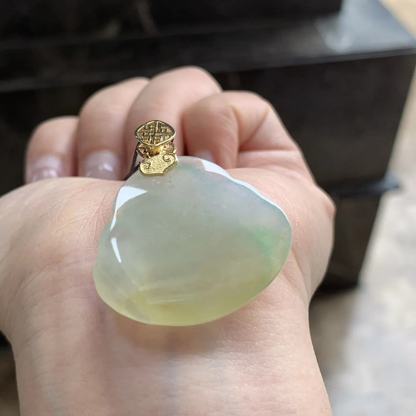 金扣冰种黄加绿佛公^_^种水足 鲜艳冰透