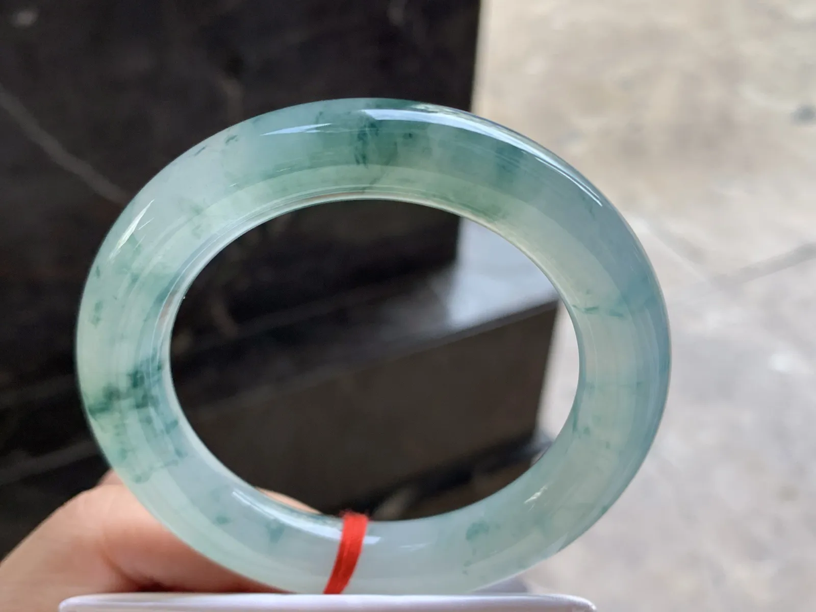 54-11

冰蓝花圆条手镯^_^飘花灵韵 冰透
