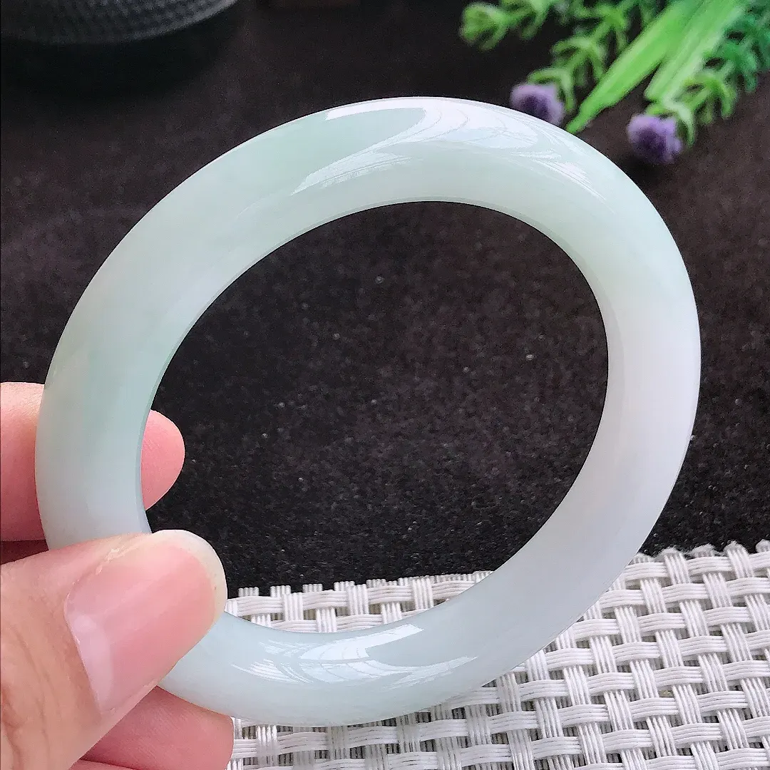 自然光54.5/10.6/10老坑秀气冰润圆条手镯玉镯子美人镯手环