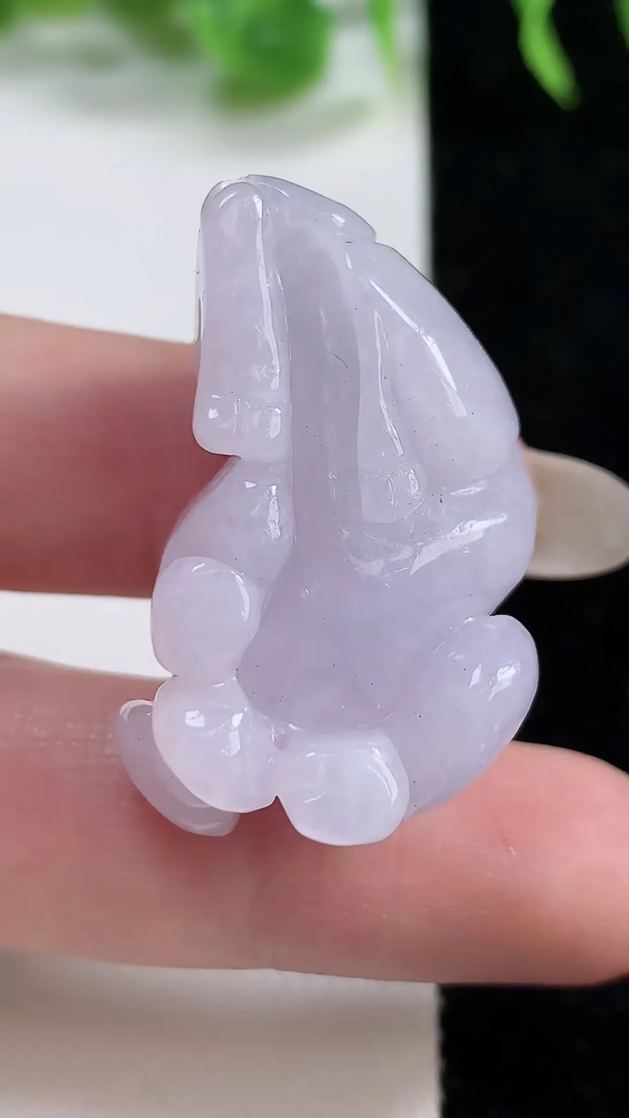缅甸天然翡翠a货 老坑料起胶冰润 紫罗兰牛转乾坤 生肖牛吊坠，尺寸34.5-21-14mm  y  17.52