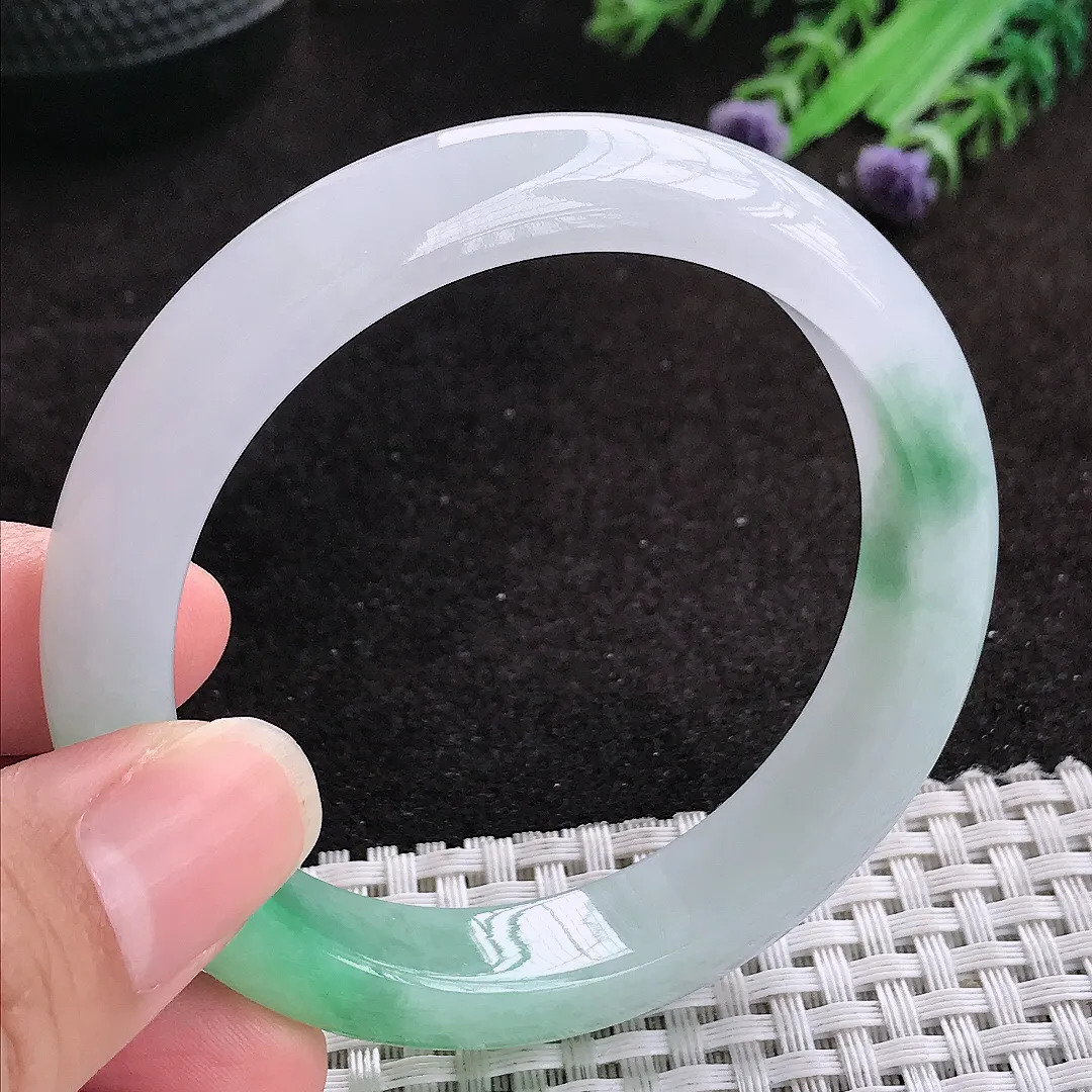 自然光55/12/8.3老坑冰胶水灵飘阳绿手镯玉镯子美人镯手环