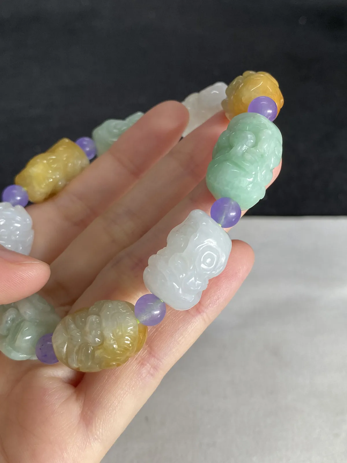 翡翠手链，配珠未测