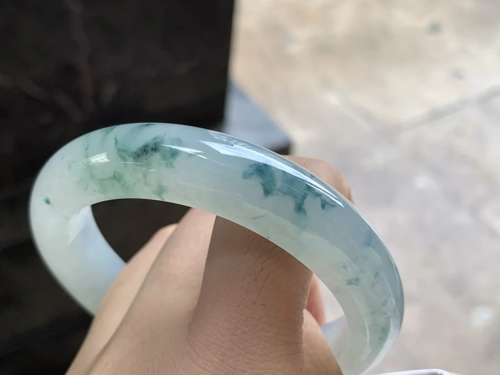 56.5-12.7-8.8

蓝花手镯^_^飘花灵韵 清新