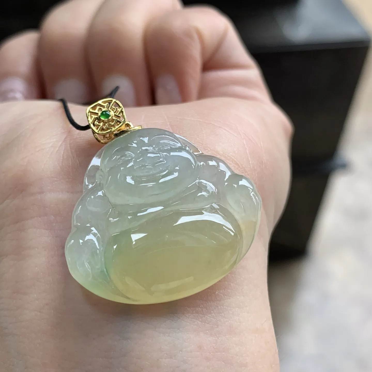 金扣冰种黄加绿佛公^_^种水足 鲜艳冰透