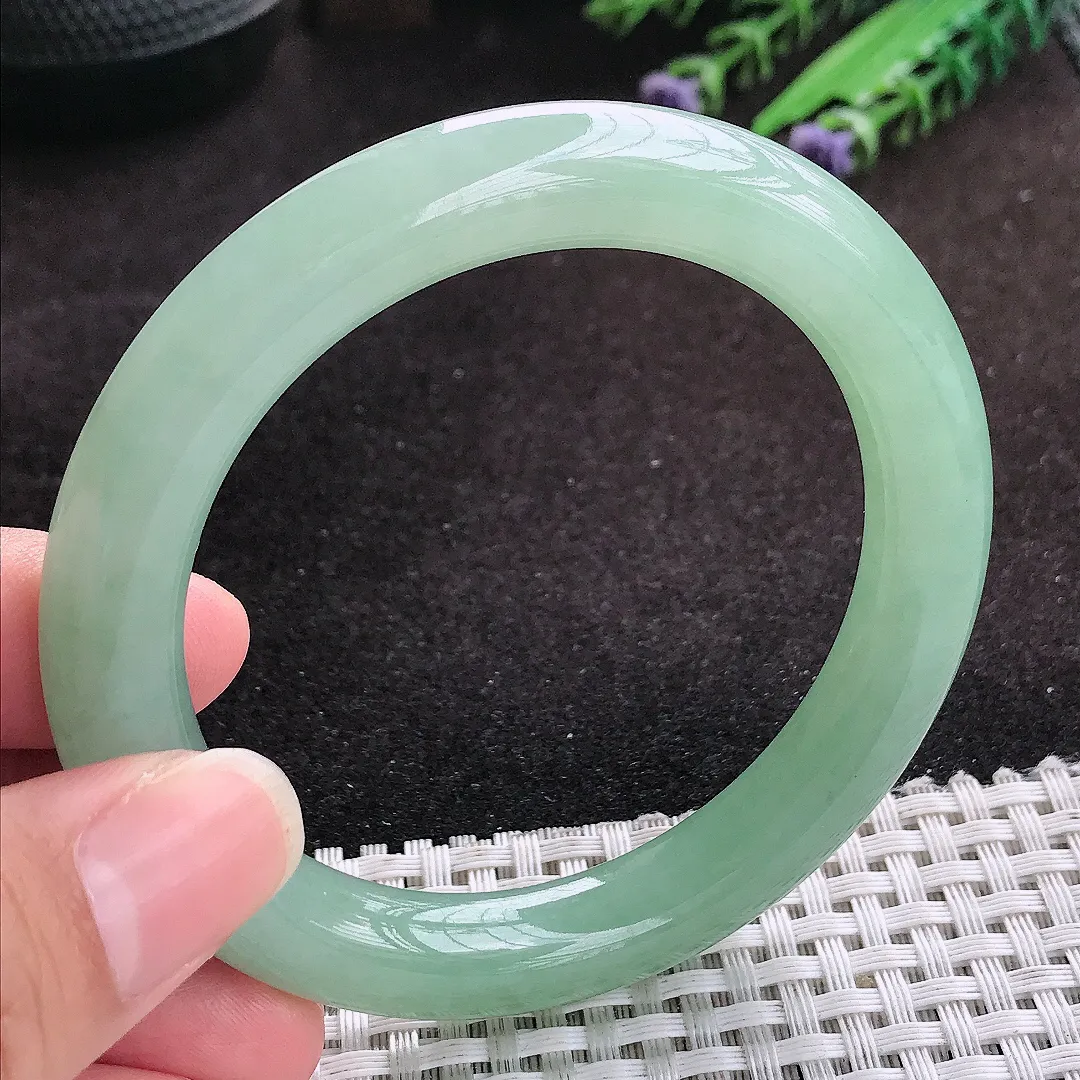 自然光56/10.2老坑冰润起胶满绿甜绿圆条手镯玉镯子美人镯手环