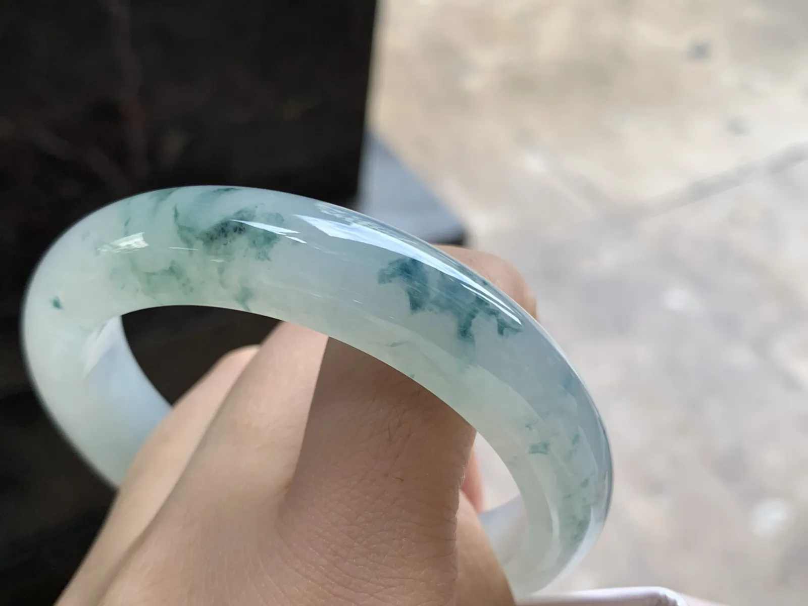 56.5-12.7-8.8

蓝花手镯^_^飘花灵韵 清新