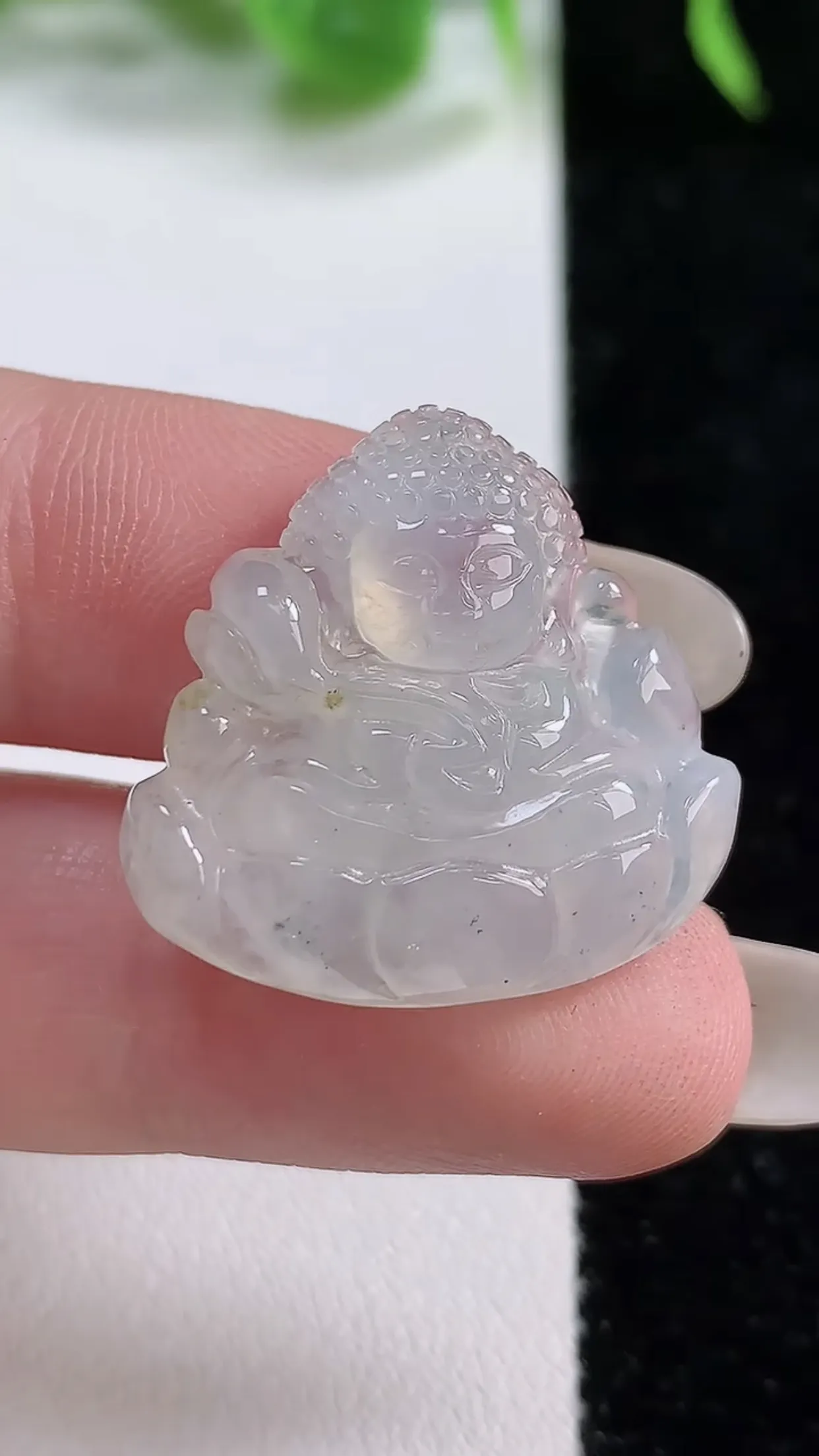缅甸天然翡翠a货 老坑料起胶冰种 白冰宝宝佛吊坠，尺寸23.6-24.4-5.8mm  y 5.23