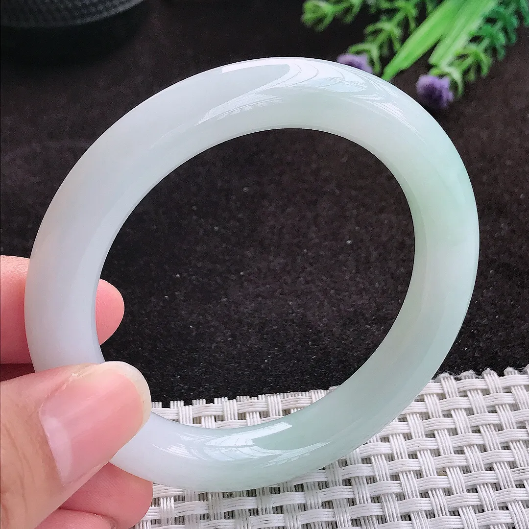 自然光54.5/10.6/10老坑秀气冰润圆条手镯玉镯子美人镯手环