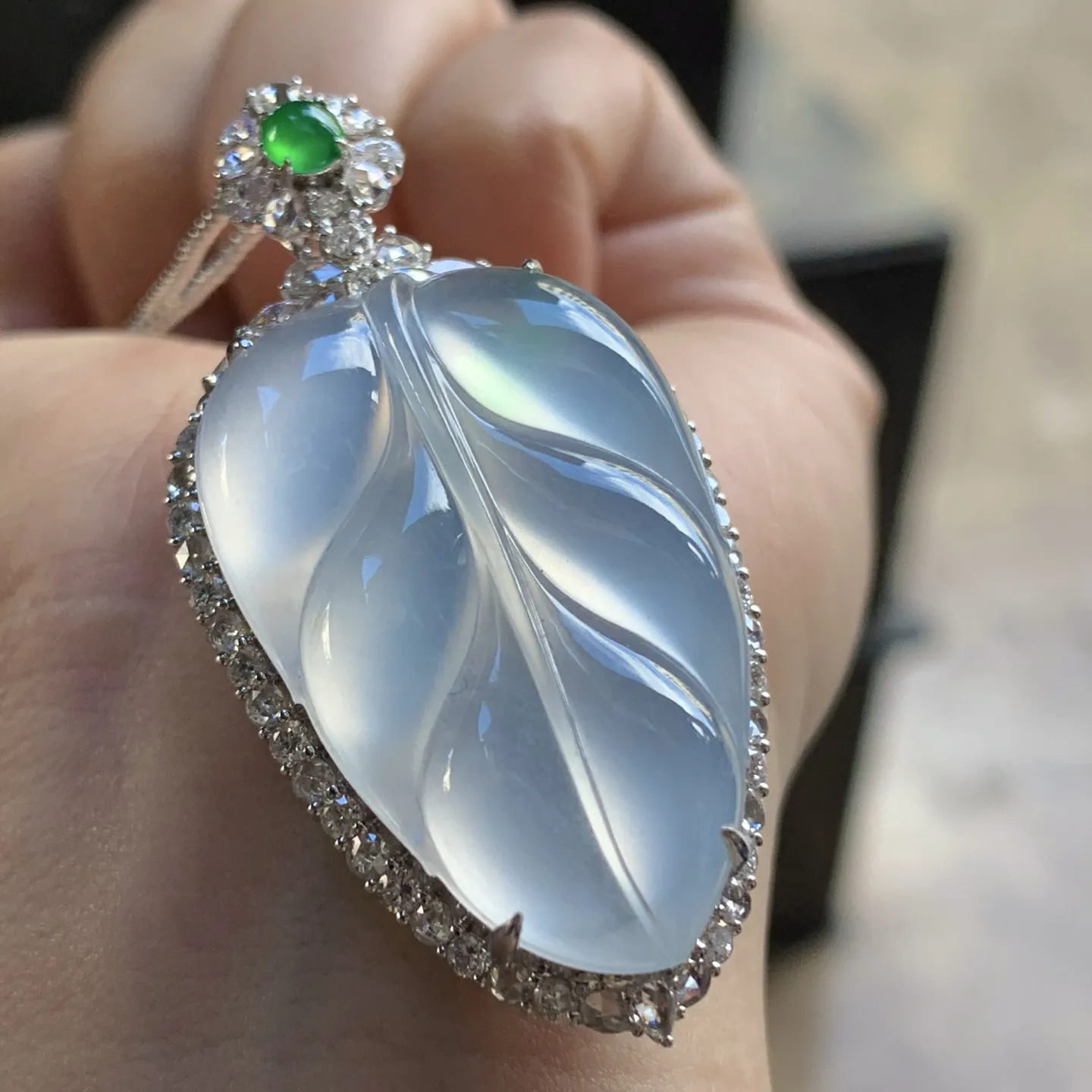 金钻镶嵌冰叶子^_^荧光十足 透亮