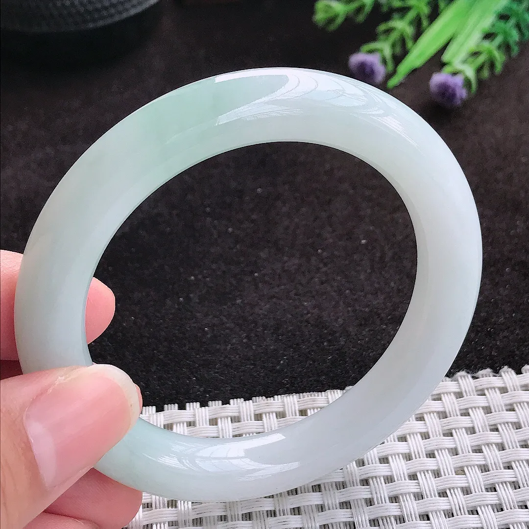 自然光54.5/10.6/10老坑秀气冰润圆条手镯玉镯子美人镯手环