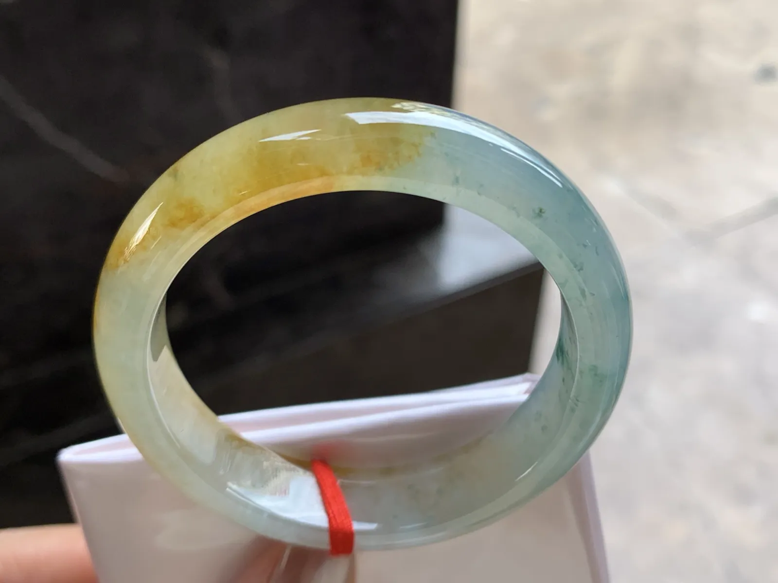 50.5-12.5-7.3

冰黄手镯^_^冰透 荧光十足