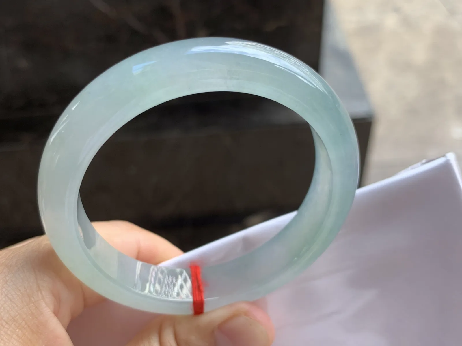 55-12.8-8.5mm
冰种晴水手镯 水润冰透 底色漂亮