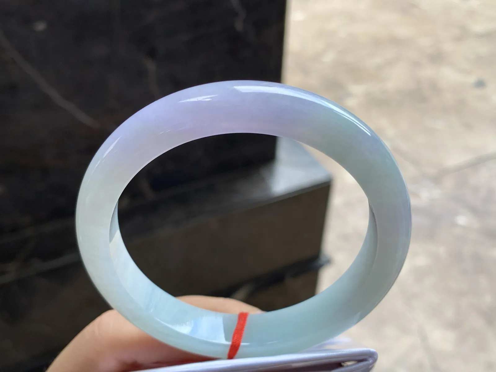 62-15-8.5

紫底手镯^_^清新细腻