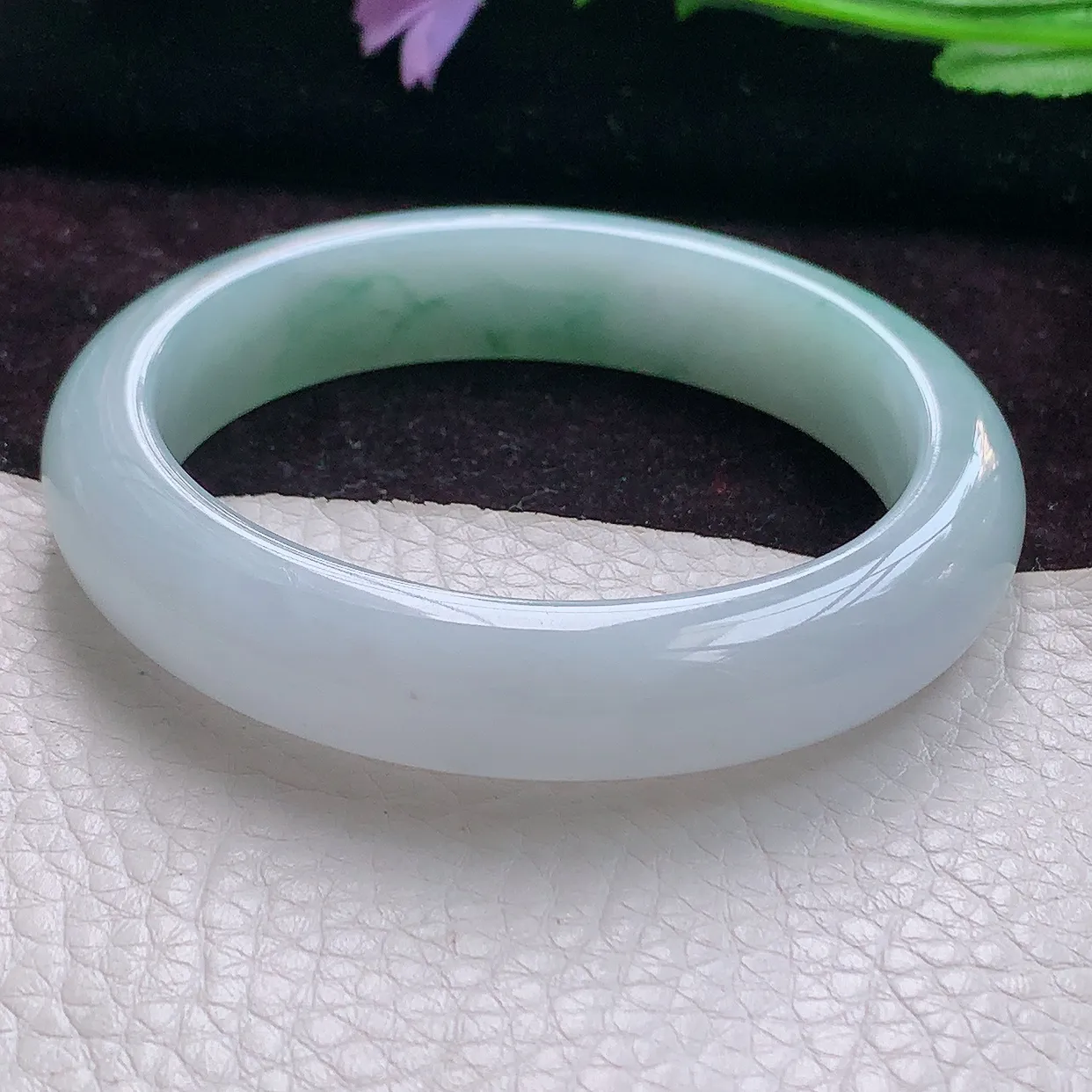 yh实拍56*50*13*9贵妃镯 飘花清新细润宽边缅甸翡翠玉手镯 珠宝玉手环