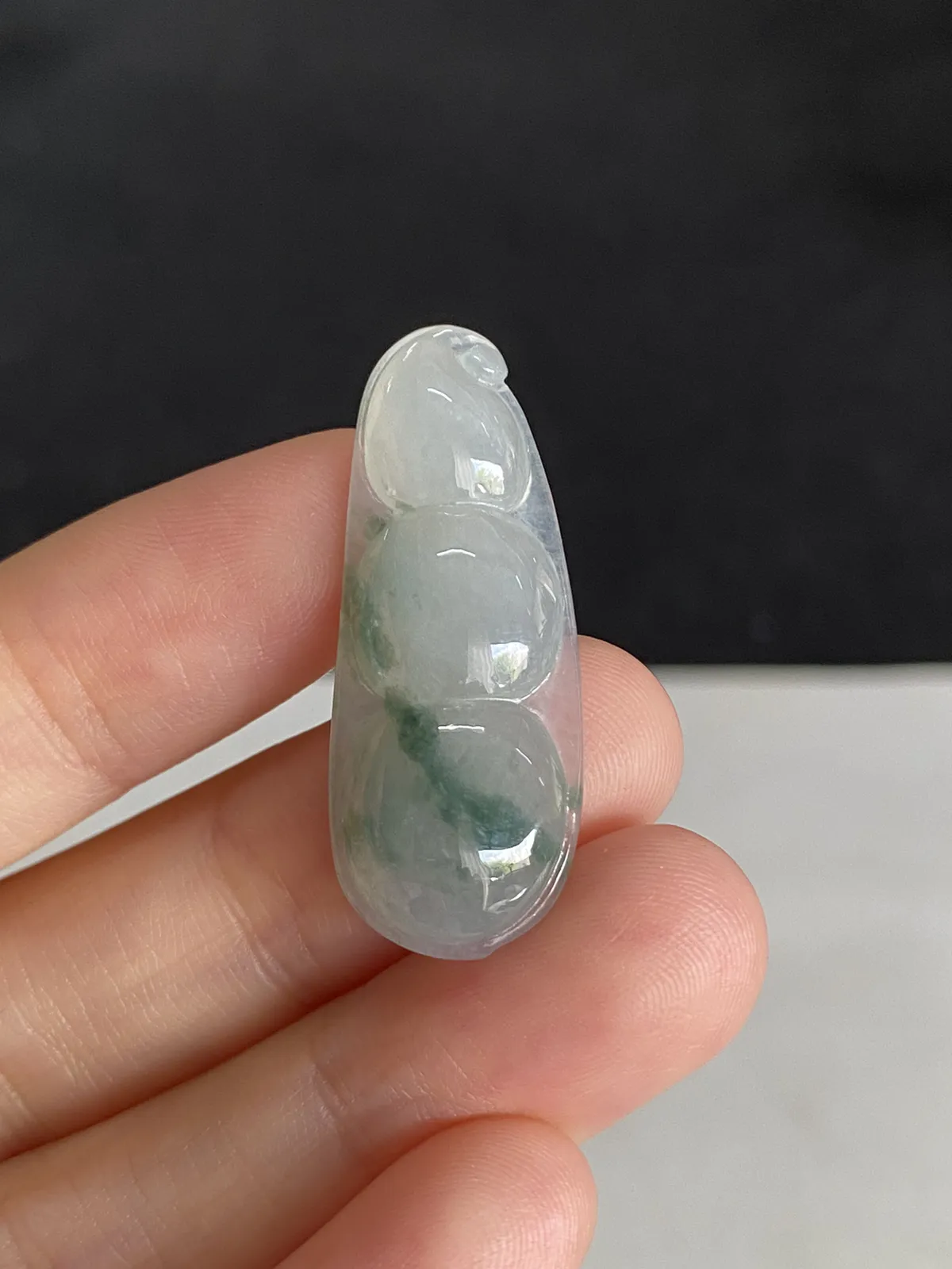 冰种翡翠，冰飘绿花四季豆，胶润冰透厚装