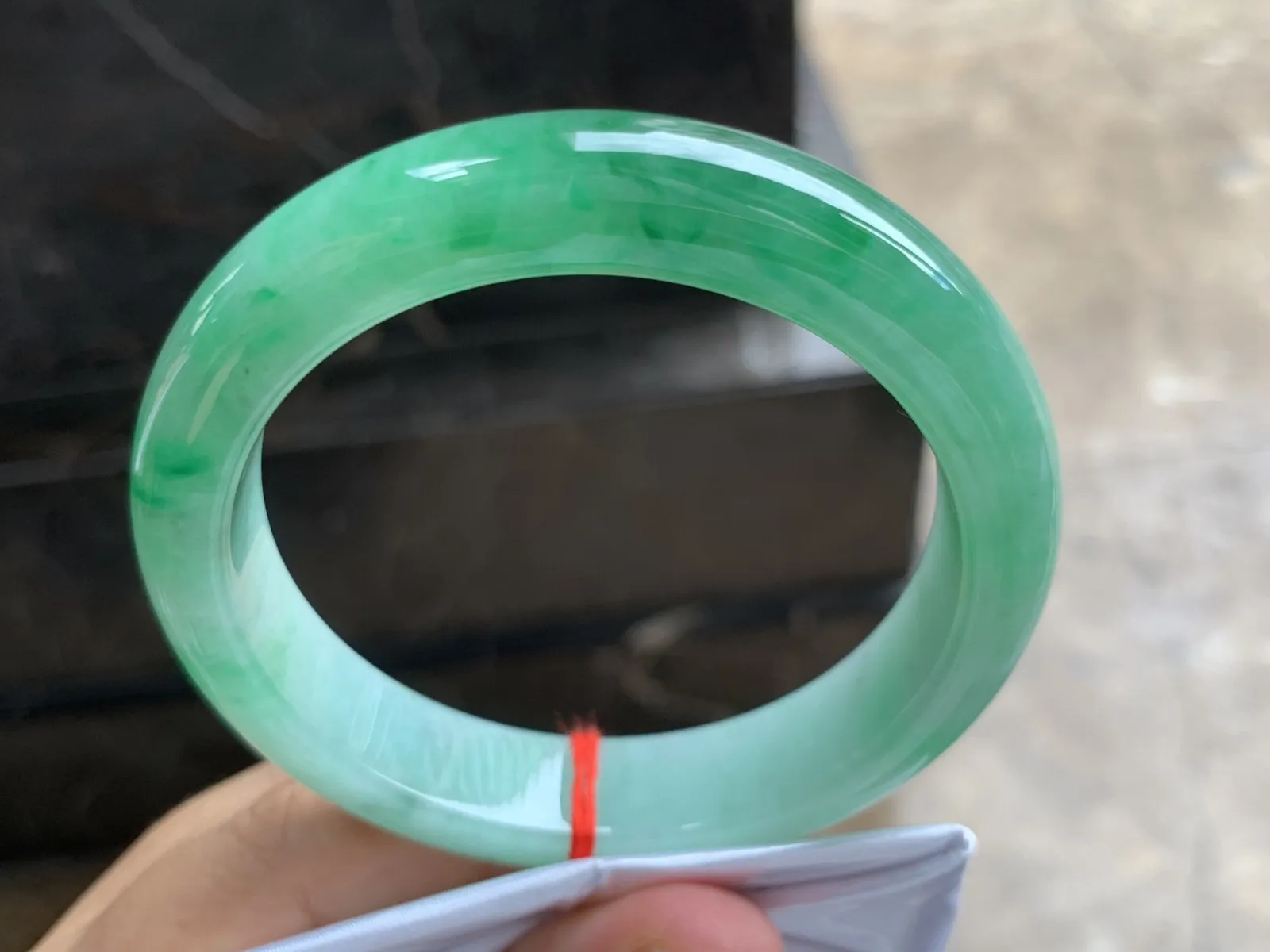 59-13.2-9mm
带色手镯 有种有色 颜色漂亮 推荐
